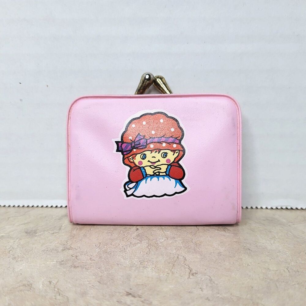 Strawberry Shortcake 2.5 Inch Pink Coin Purse with Clasp Closure Vintage 1980's